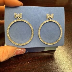 Avon Rhinestone Drop Silver Hoop clip Earrings with Bow NIB 2001. Vintage
